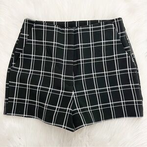 Forever 21 Black plaid shorts